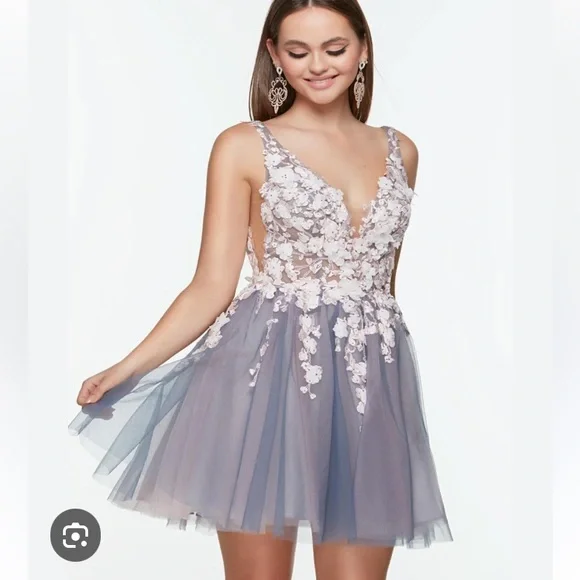 NWT Alyce Paris 3107 Floral Bodice Open Back Evening Gown Size 14. - Picture 3 of 14